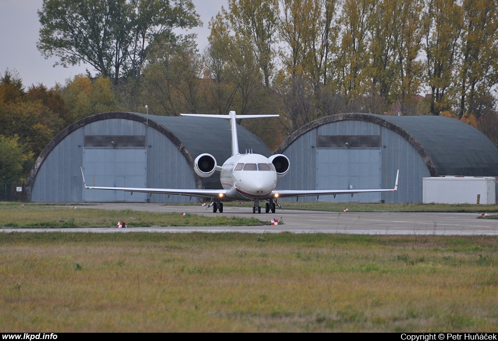 Czech Air Force – Canadair CL-600-2B16 Challenger 601-3A  5105