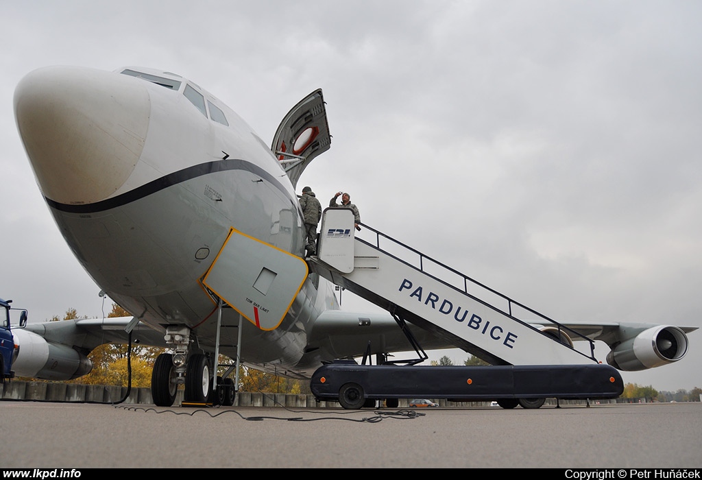 USAF – Boeing OC-135B (B717-158) 61-2670/OF