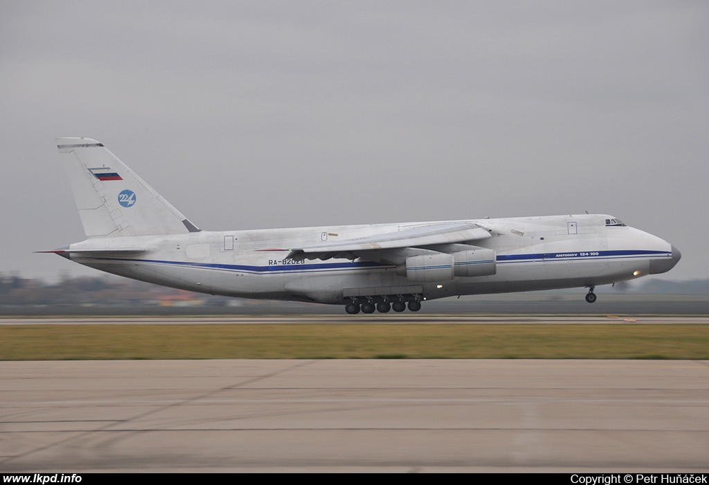 Russia Air Force – Antonov AN-124-100 RA-82028