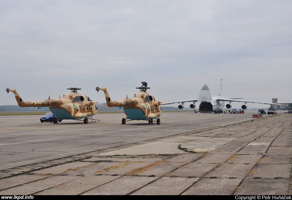 Russia Air Force – Antonov AN-124-100 RA-82028