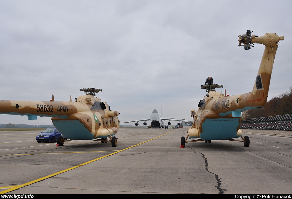 Russia Air Force – Antonov AN-124-100 RA-82028