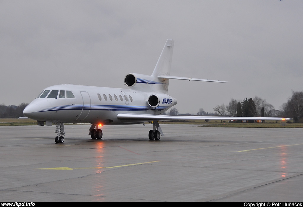 Emerson Flight Operations – Dassault Aviation Falcon 50 N8300E