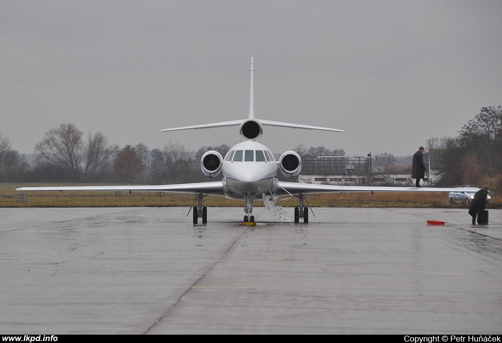 Emerson Flight Operations – Dassault Aviation Falcon 50 N8300E