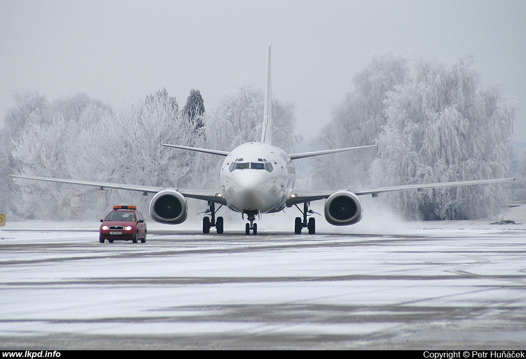 Yamal – Boeing B737-528 VP-BRV