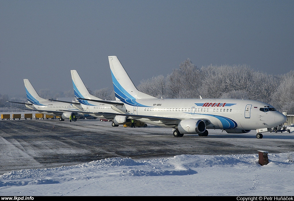 Yamal – Boeing B737-528 VP-BRS