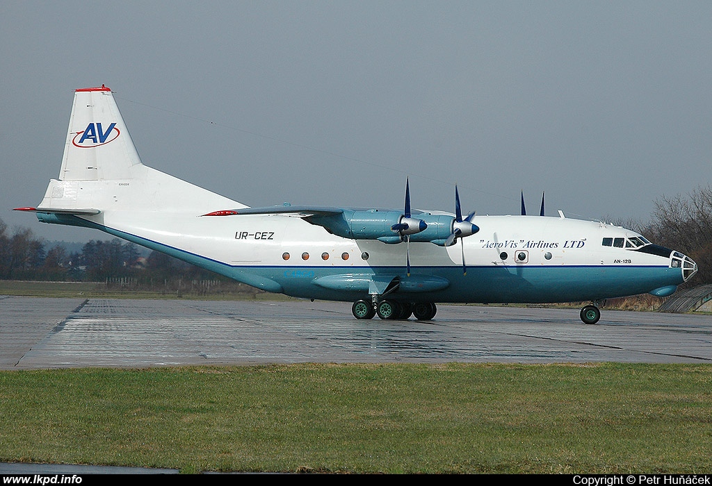 Aerovis Airlines – Antonov AN-12B UR-CEZ