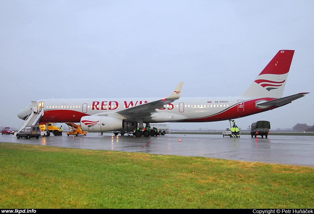 Red Wings – Tupolev TU-204-100V RA-64047