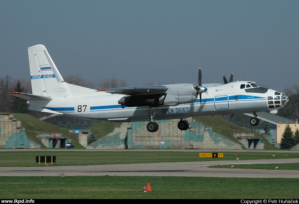 Russia Air Force – Antonov AN-30B 87