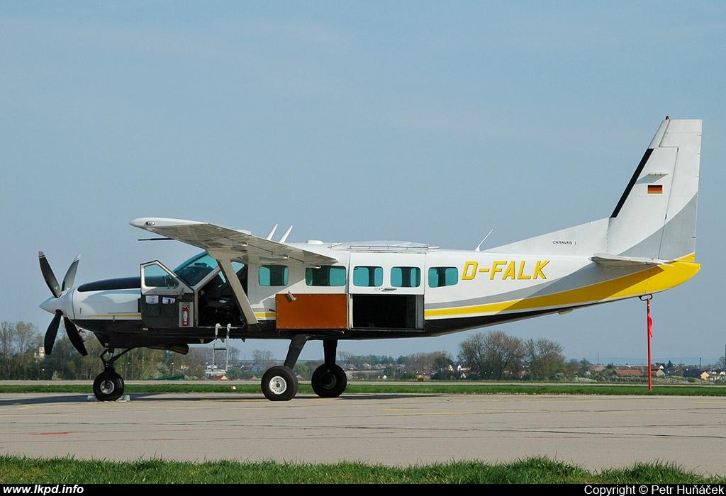 Businesswings – Cessna 208 Caravan I D-FALK