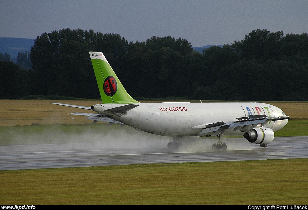 ACT Airlines – Airbus A300B4-203(F) TC-ACY