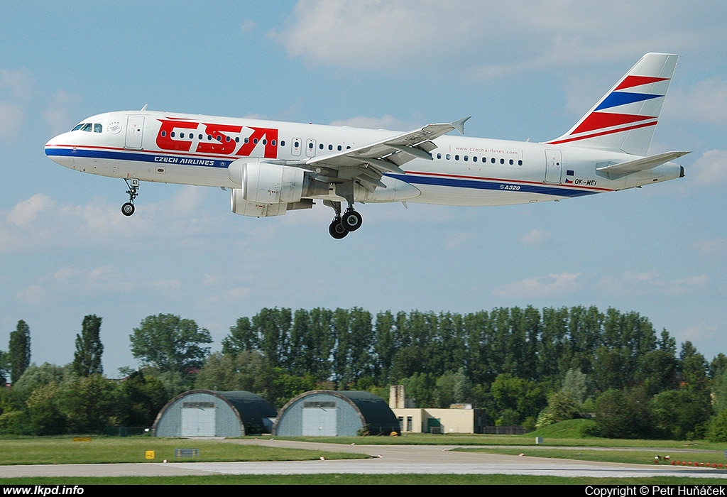 SA Czech Airlines – Airbus A320-214 OK-MEI