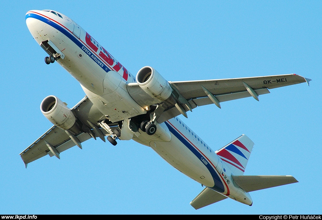 SA Czech Airlines – Airbus A320-214 OK-MEI