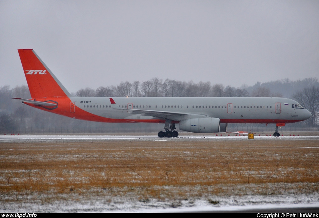 Aviastar-TU – Tupolev TU-204-100 RA-64017