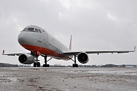 Aviastar-TU – Tupolev TU-204-100 RA-64017