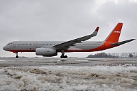 Aviastar-TU – Tupolev TU-204-100 RA-64017