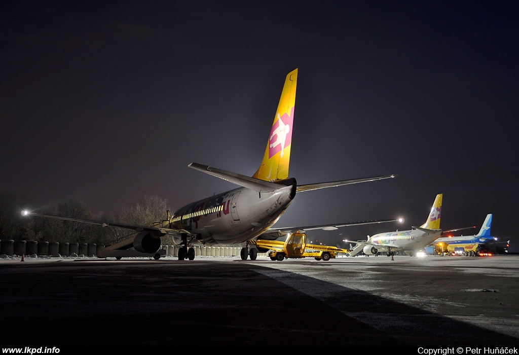 Sky Express – Boeing B737-53A VP-BFM