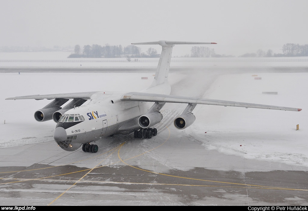 Sky Georgia – Iljuin IL-76TD 4L-SKG