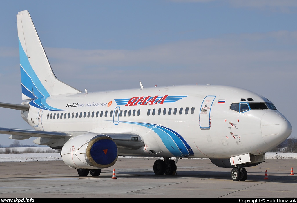 Yamal – Boeing B737-56N VQ-BAB