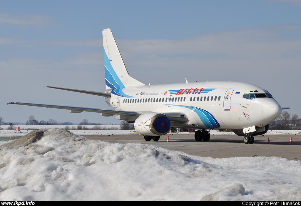 Yamal – Boeing B737-56N VQ-BAB