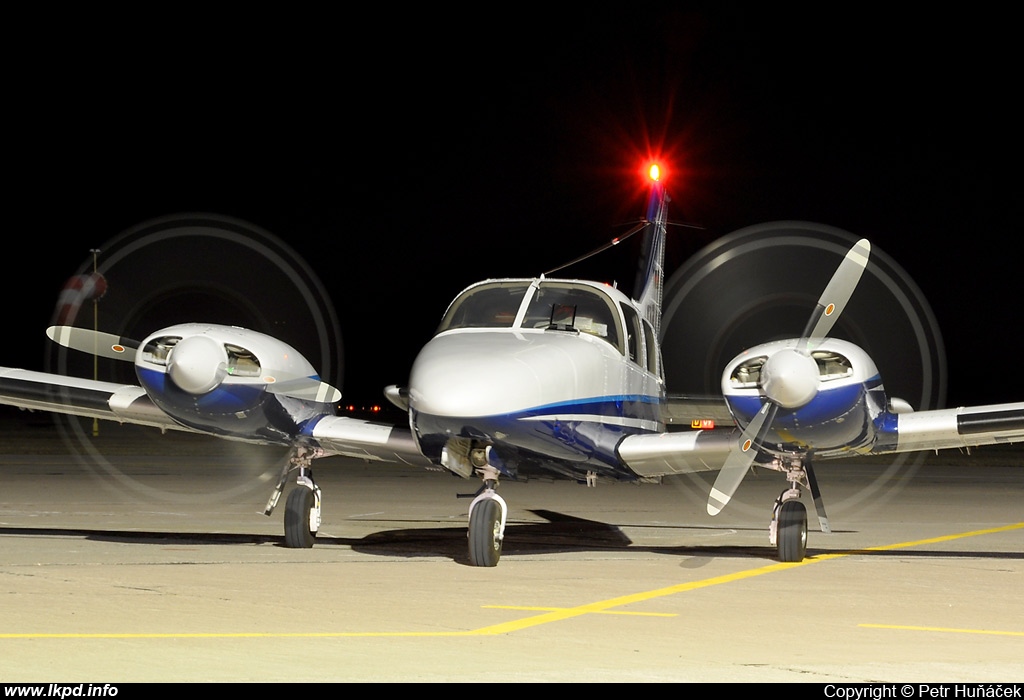 GAC – Piper PA-34-200T Seneca II D-GHEB