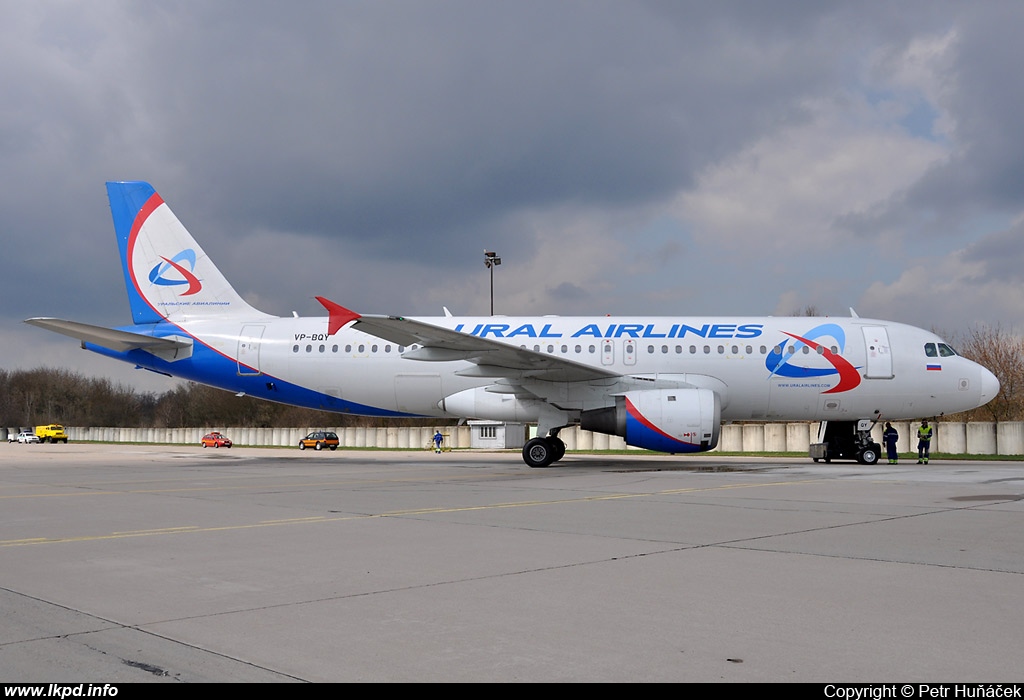 Ural Airlines – Airbus A320-211 VP-BQY