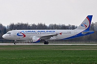 Ural Airlines – Airbus A320-211 VP-BQY