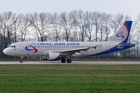 Ural Airlines – Airbus A320-211 VP-BQY