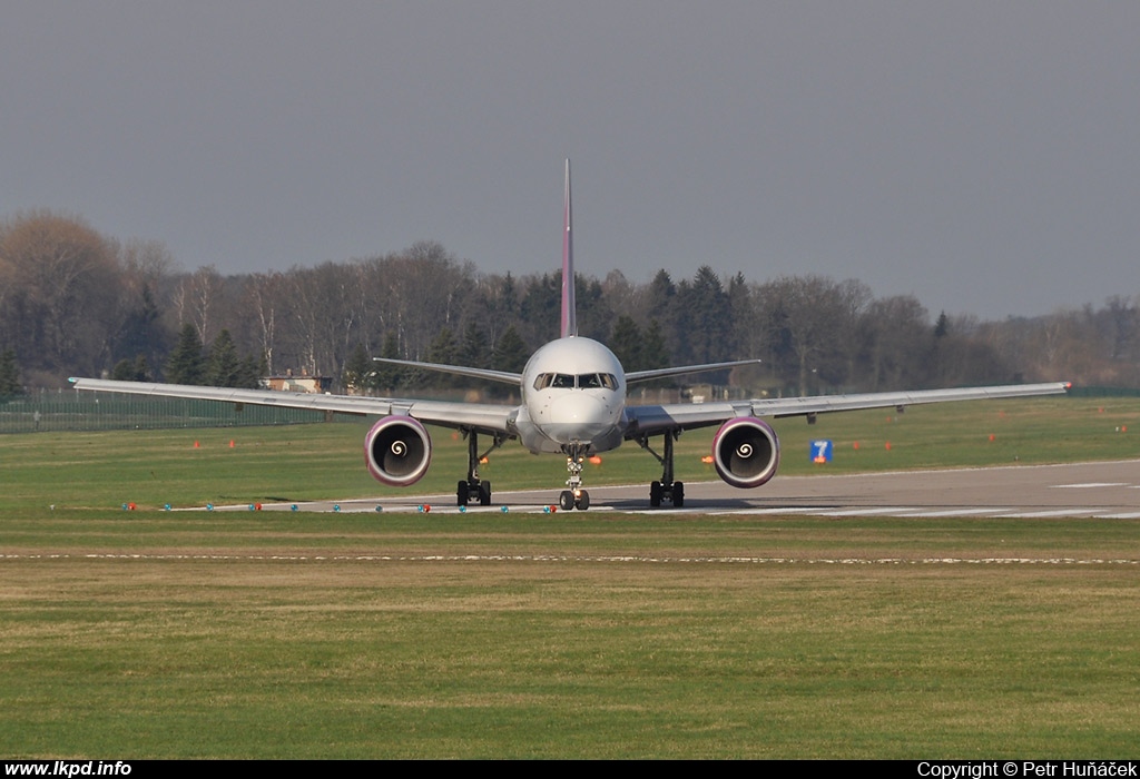 VIM Airlines – Boeing B757-230 RA-73014