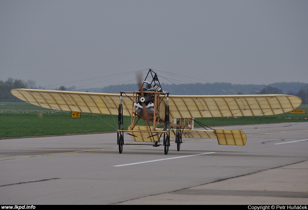 Private/Soukrom – Replica Bleriot XI OK-OUL-50