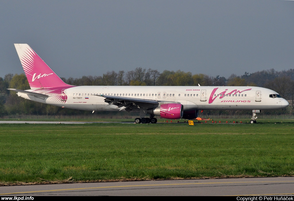 VIM Airlines – Boeing B757-230 RA-73017