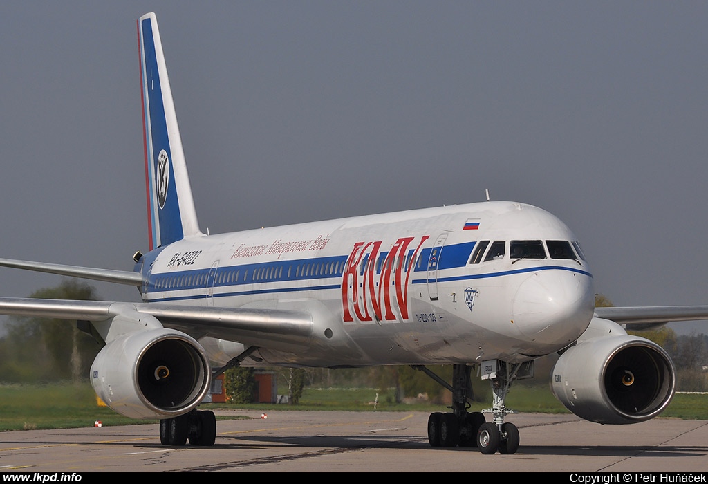 KMV Avia – Tupolev TU-204-100 RA-64022