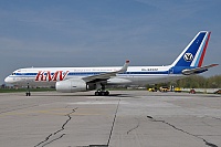 KMV Avia – Tupolev TU-204-100 RA-64022