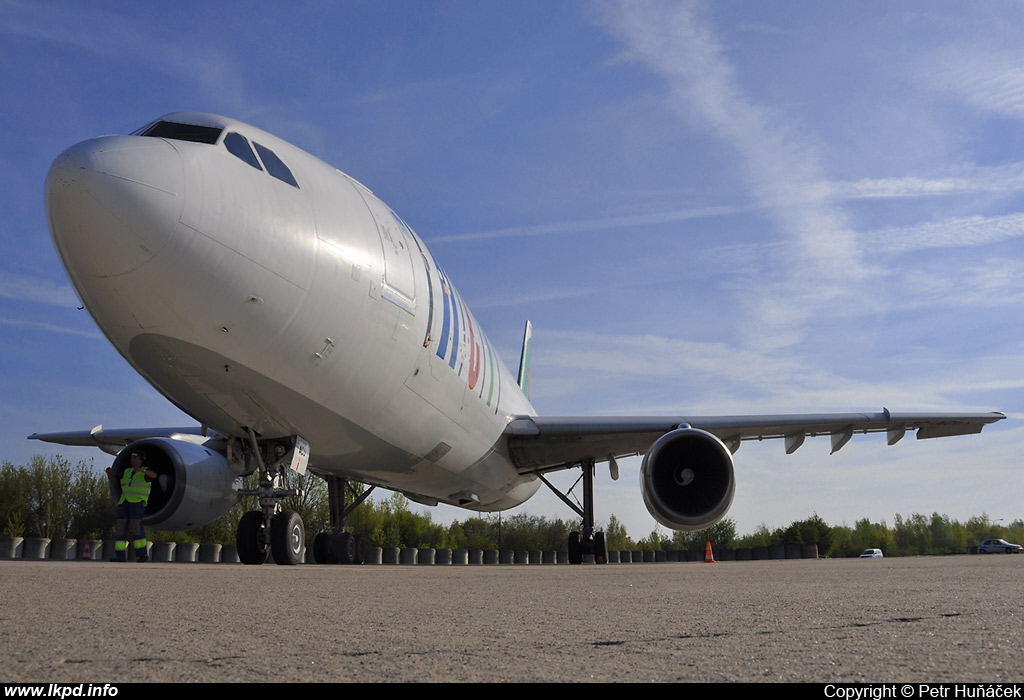 ACT Airlines – Airbus A300B4-203(F) TC-ACU