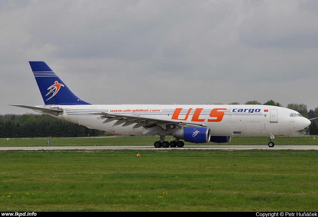 ULS Cargo – Airbus A300B4-203(F) TC-ABK