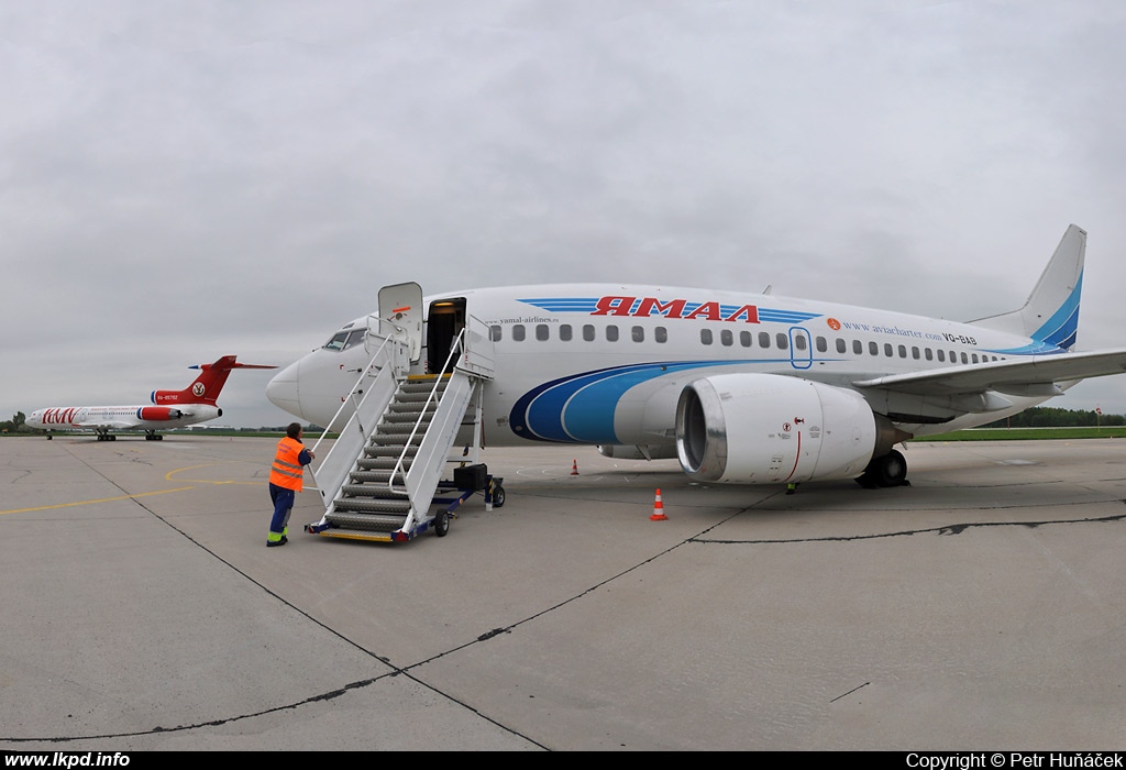 Yamal – Boeing B737-56N VQ-BAB