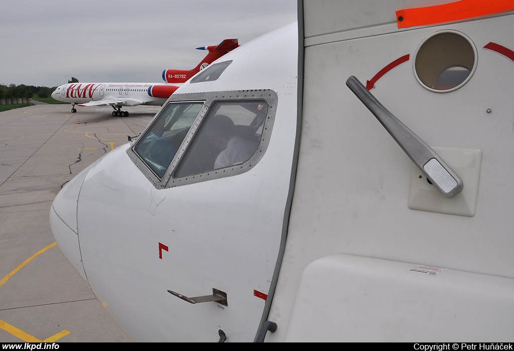 Yamal – Boeing B737-56N VQ-BAB