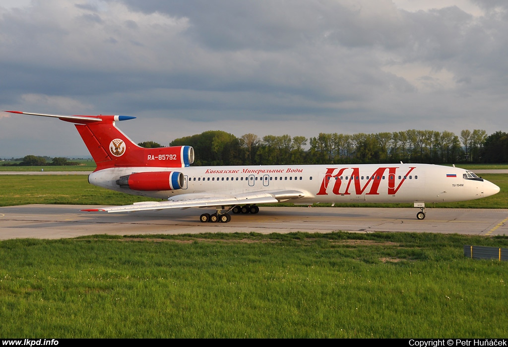 KMV Avia – Tupolev TU-154M RA-85792