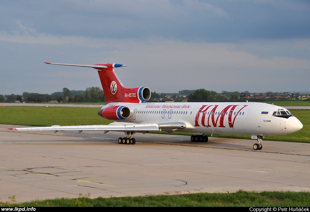 KMV Avia – Tupolev TU-154M RA-85792