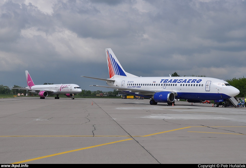 Transaero Airlines – Boeing B737-5Q8 EI-DTX