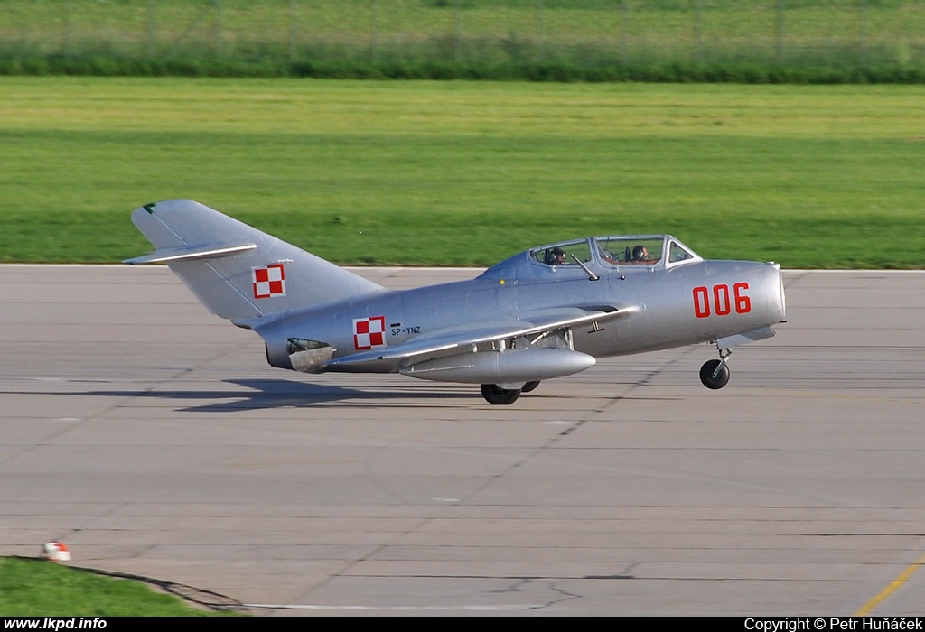 Polskie Orly – PZL - Mielec Lim-2 (MiG-15UTI)  SP-YNZ