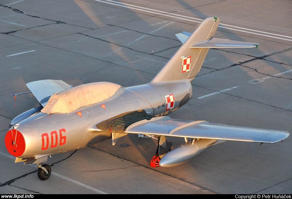 Polskie Orly – PZL - Mielec Lim-2 (MiG-15UTI)  SP-YNZ