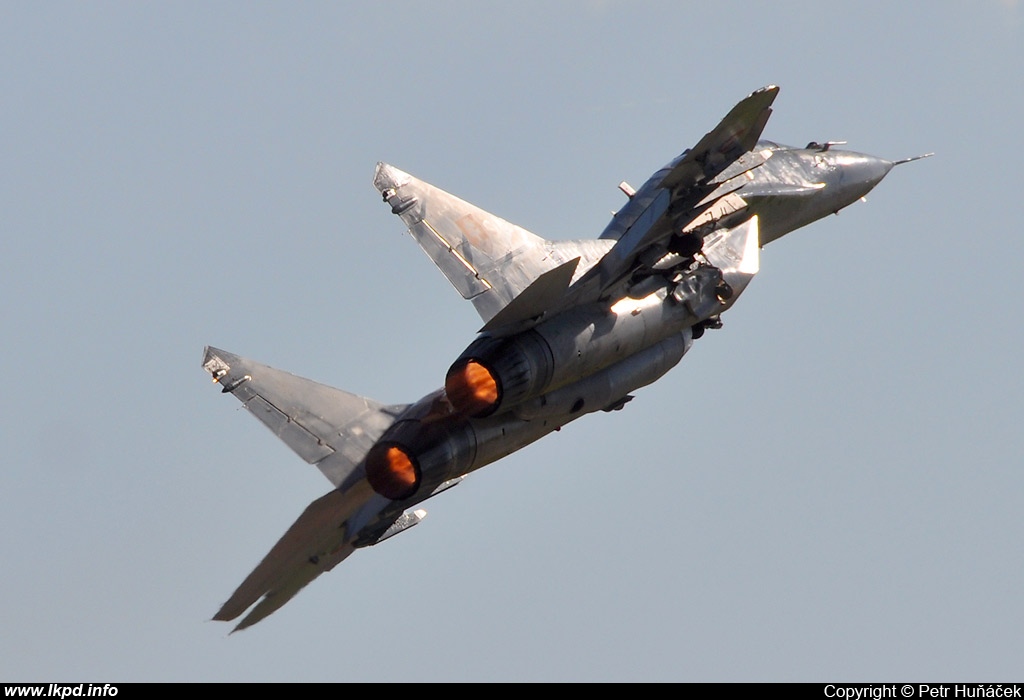 Slovakia Air Force – Mikoyan-Gurevich MiG-29UBS 1303