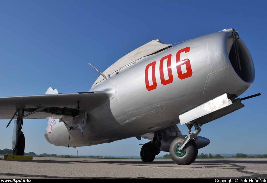 Polskie Orly – PZL - Mielec Lim-2 (MiG-15UTI)  SP-YNZ