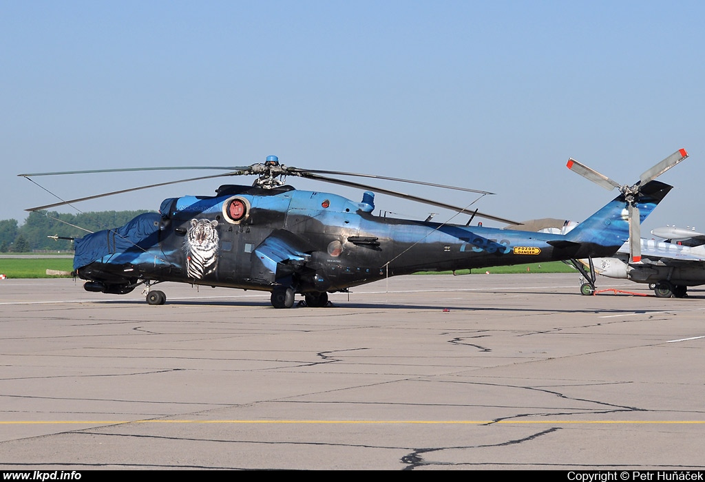 Czech Air Force – Mil Mi-24V 7353