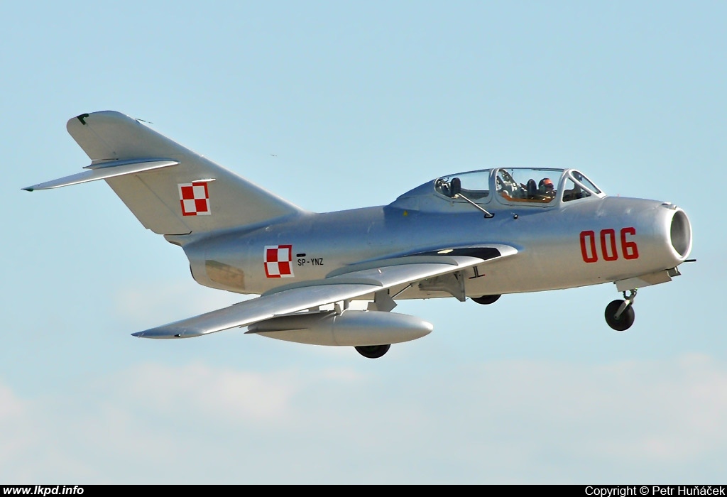 Polskie Orly – PZL - Mielec Lim-2 (MiG-15UTI)  SP-YNZ