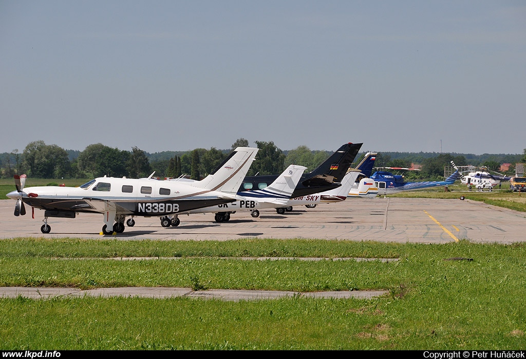 Private/Soukrom – Piper PA-46-500TP N338DB