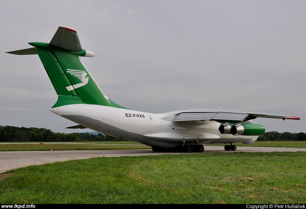 Turkmenistan Airlines – Iljuin IL-76TD EZ-F428