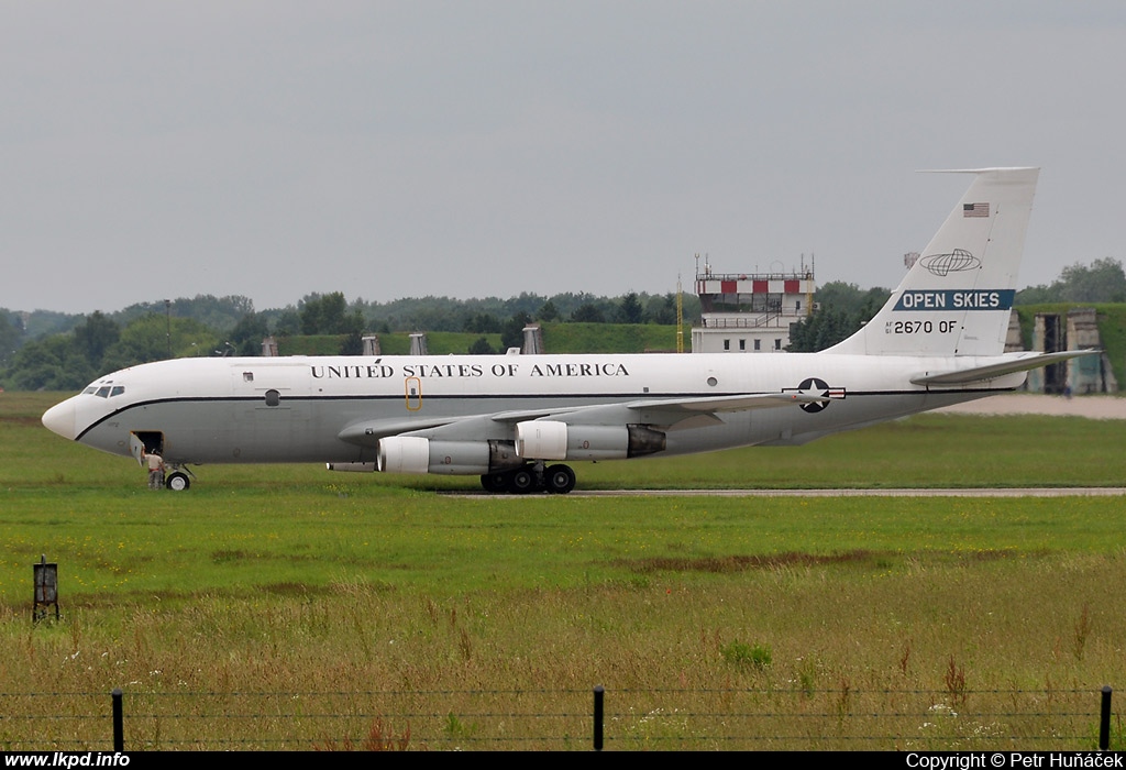 USAF – Boeing OC-135B (B717-158) 61-2670/OF