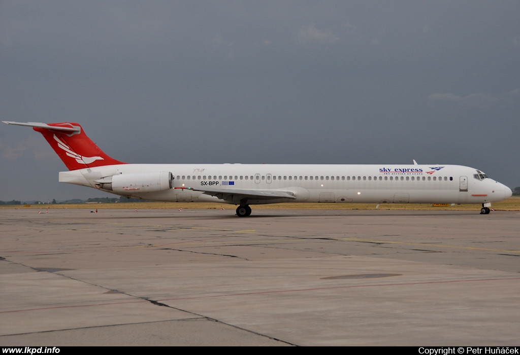 Sky Express (Greece) – McDonnell Douglas MD-83 SX-BPP