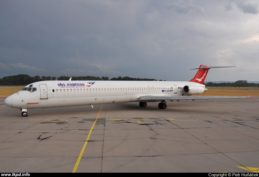 Sky Express (Greece) – McDonnell Douglas MD-83 SX-BPP